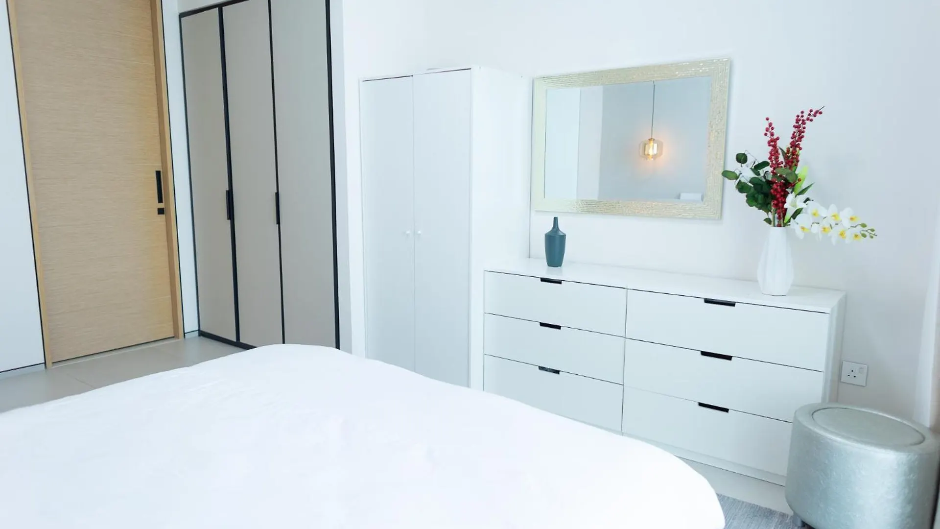 The Address Residences By Happy Season Dubai Apartment